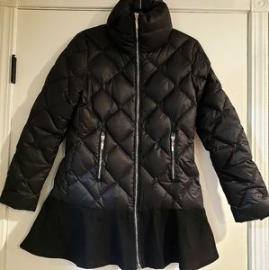 Moncler Black Vouglans Flounce-hem Puffer Coat